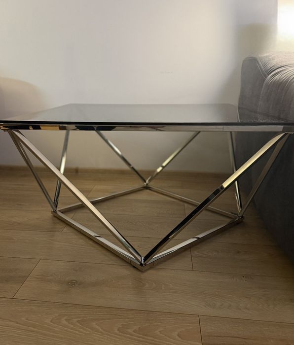 Холна маса / Кафе маса (стъкло и метал)