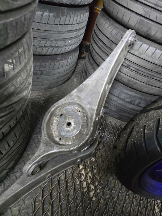 Предни носачи,дискове,задени носачи за Волво,Форд