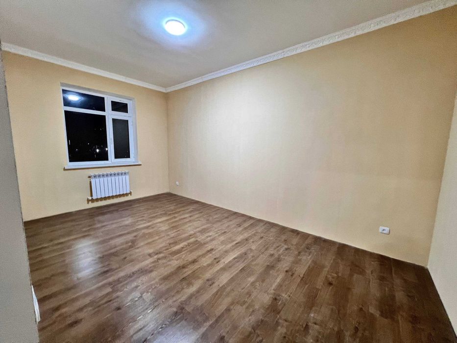 Nurafshon Shaxrida  Novastroyka KVARTIRALAR  Sotiladi KADASTRI TAYYOR