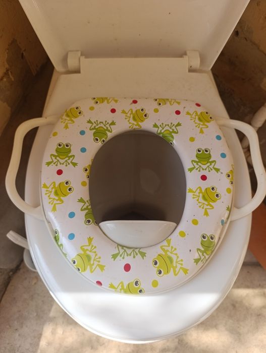 Сиденье на унитаз