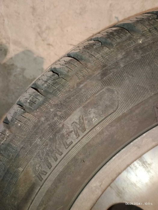 Зимни гуми с джанти -4бр