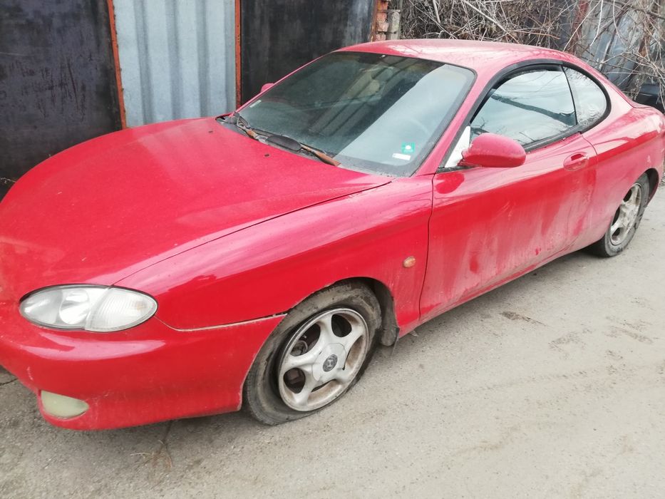 Хюндай купе на части 2.0 бензин 139коня 1998год.