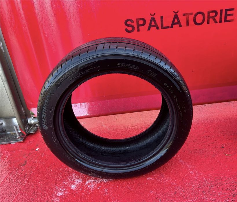 Anvelope 235/ 45/ R17