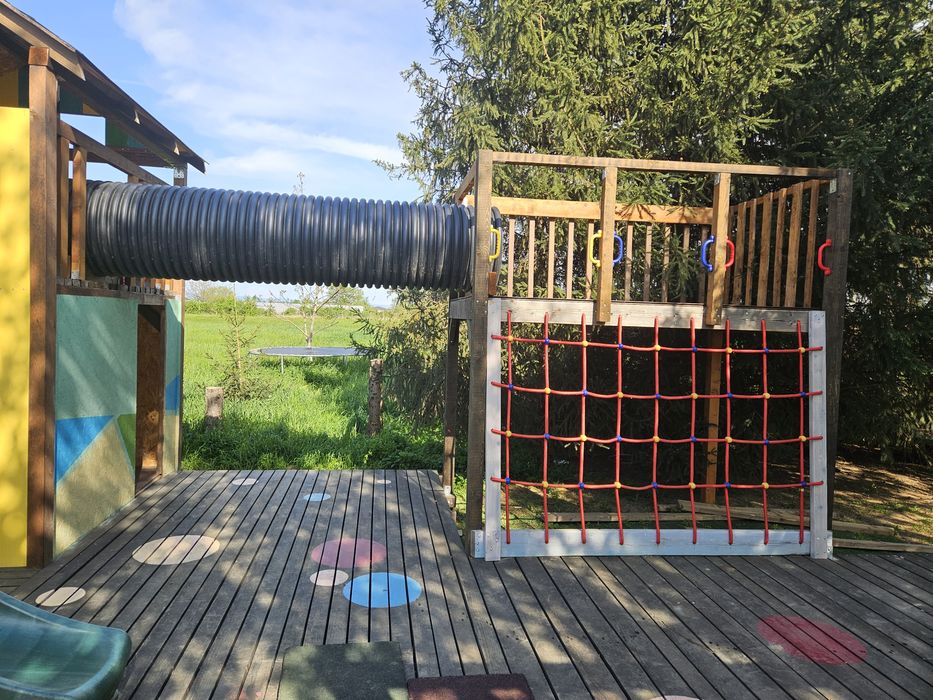 Inchiriez spatiu pentru petreceri copii în aer liber