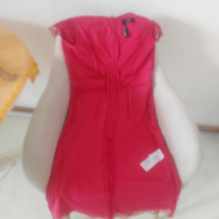 Vind rochie din dantela , marimea M