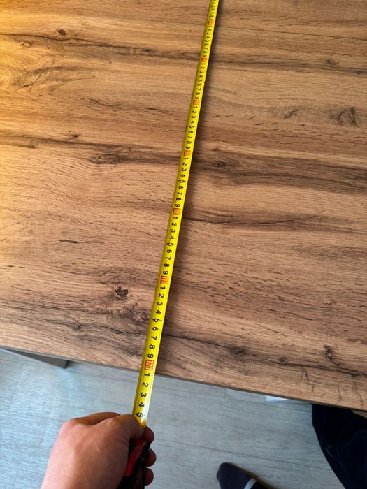 Кухонный стол и стулья