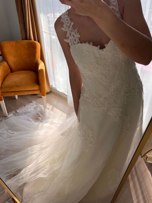 Булчинска рокля