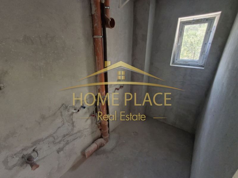 Продава се Тристаен апартамент в Варна, Бриз - 159 кв.м за 1931 €/кв.м - Снимка #4