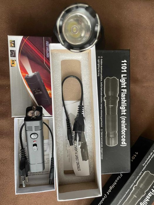 Метална полицейска палка 2- размера, електрошокове