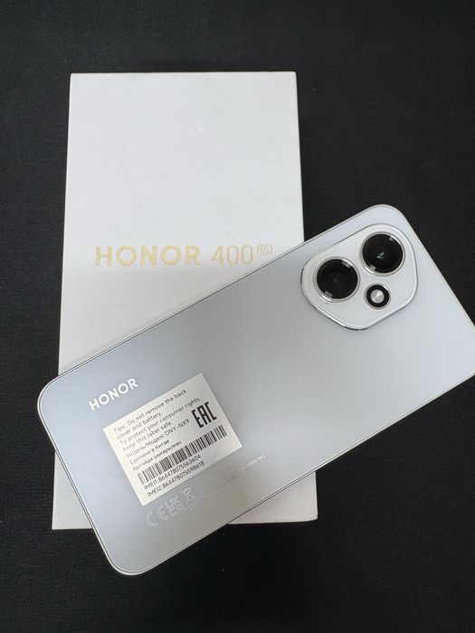 Honor 400.  256gb
