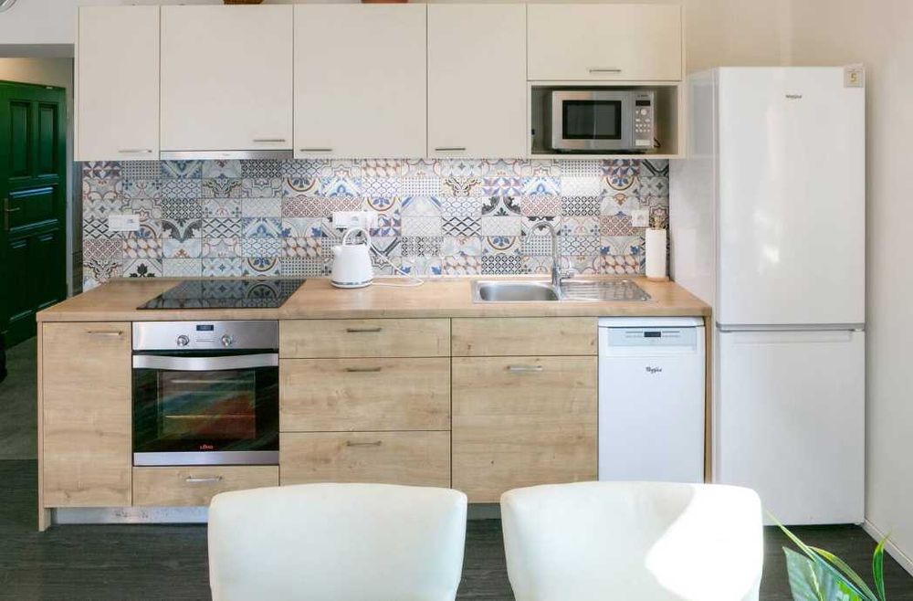 Дава се под наем Двустаен апартамент в Пловдив, Христо Смирненски - 65 кв.м за 265 € - Снимка #3