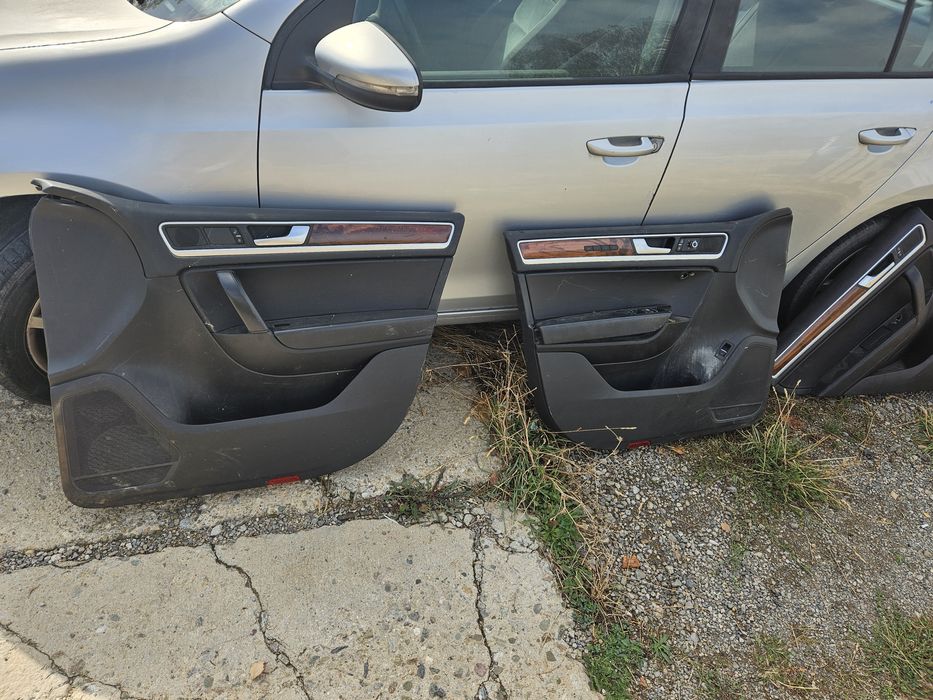 Кожен салон за Vw Tuareg 2013година