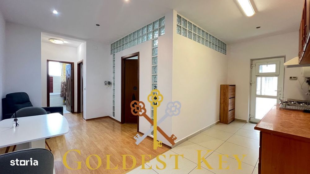 Apartament spatios cu 2 dormitoare, balcon, terasa si parcare!