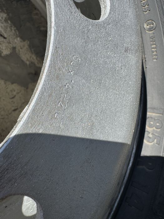 Джанти с гуми за бус