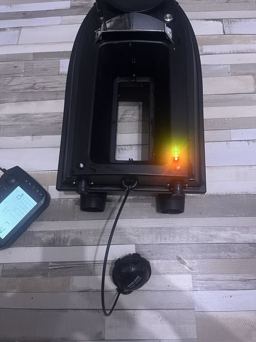 Navomodel cu gps si sonar