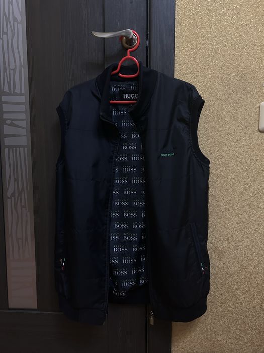 Hugo boss без рукавка