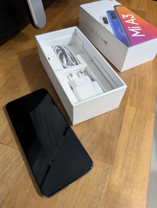 Xiaomi Mi A3 in stare foarte buna