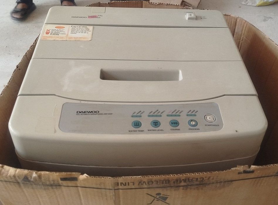 Продаю стиральную машину полуавтомат б/у,4,5 кг