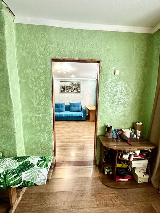 Продам 4 - комнатный дом в Михайловке
