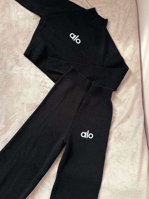 Дамски комплект Alo