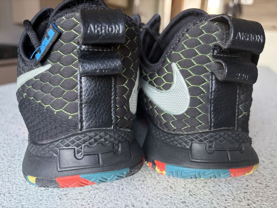 Nike Air Lebron James Witness III марстонки Найк размер 44.5
