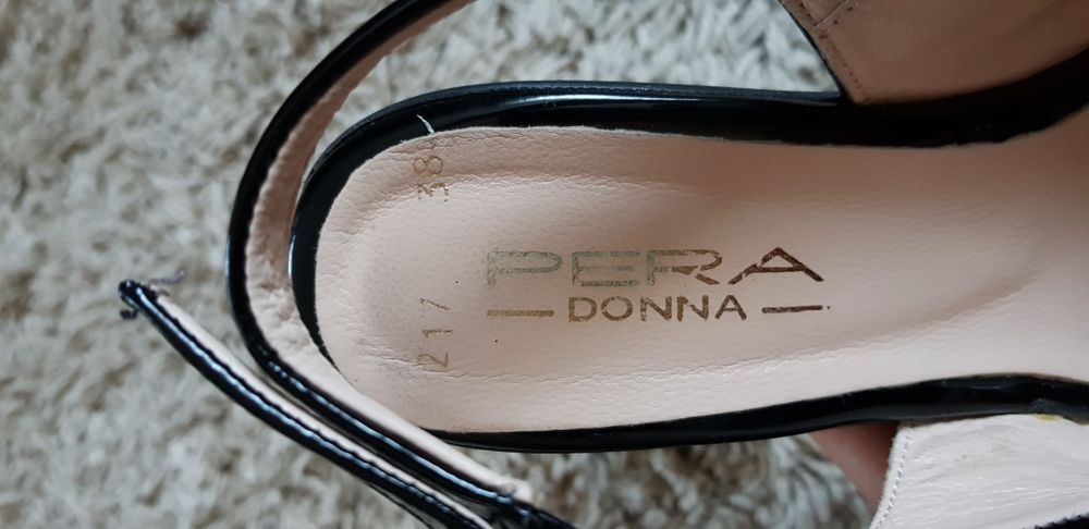 Продам туфли женские