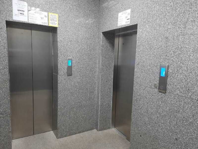 Продается 3- комн квартира Степной 2 д2/4