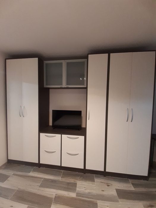 Garsoniera renovata titan metrou