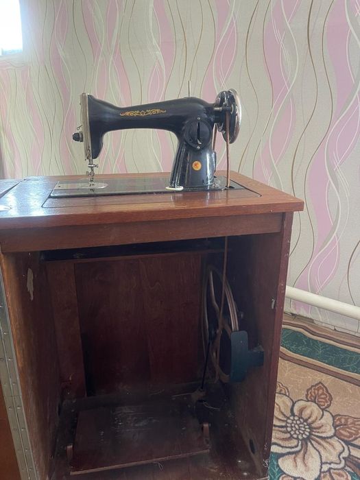 Швейная машина старый