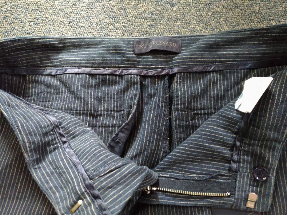 Оригинални TRU TRUSSARDI елегантни панталони  М р-р