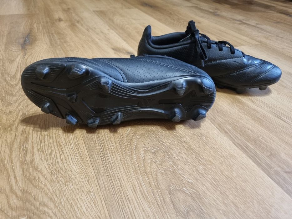 Футболни Бутонки Adidas Predator 38 2/3