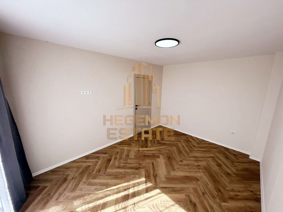 Продава се Тристаен апартамент в Варна, Възраждане 2 - 80 кв.м за 1019 €/кв.м - Снимка #3