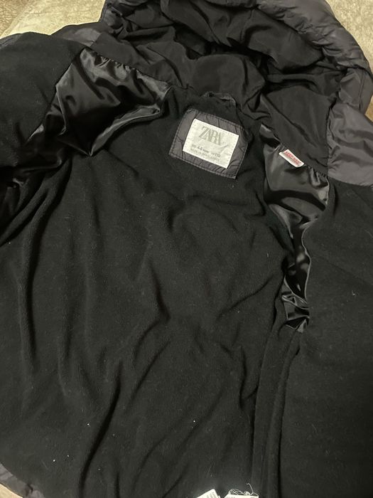 Куртка ZARA ,на  4-5 лет