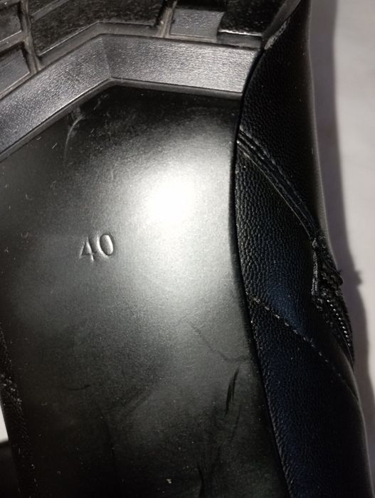 Продам Сапоги- Ботфорты Турция,размер 40( маломерят)