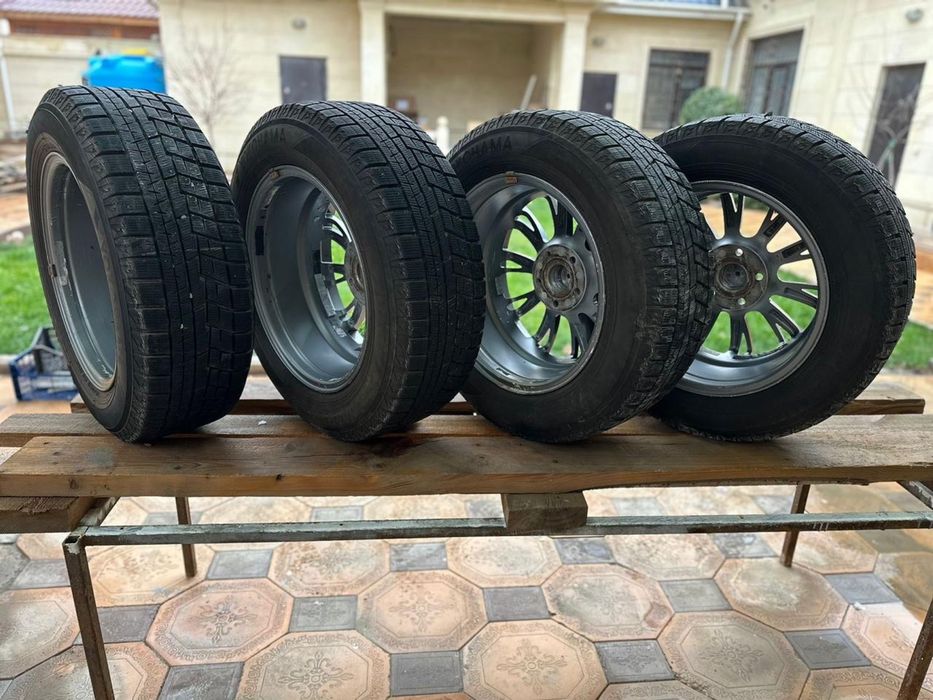 Продается шины с дисками 215/60/R16