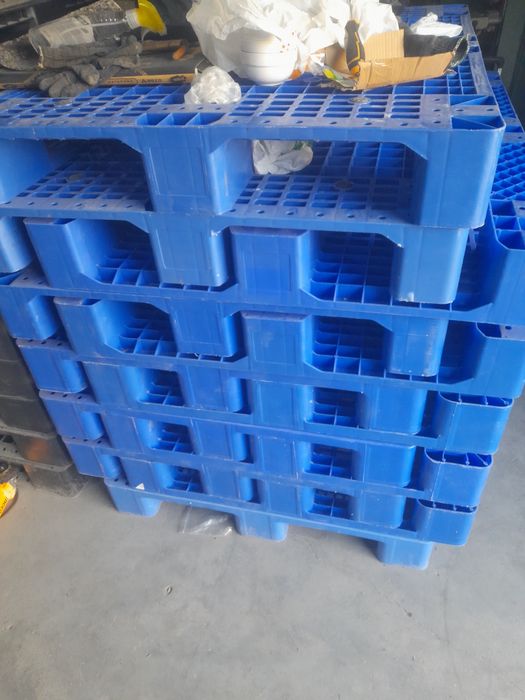 Poddon palet plasmasaliylari bor Поддон сотилады 100000 сум бошланади.