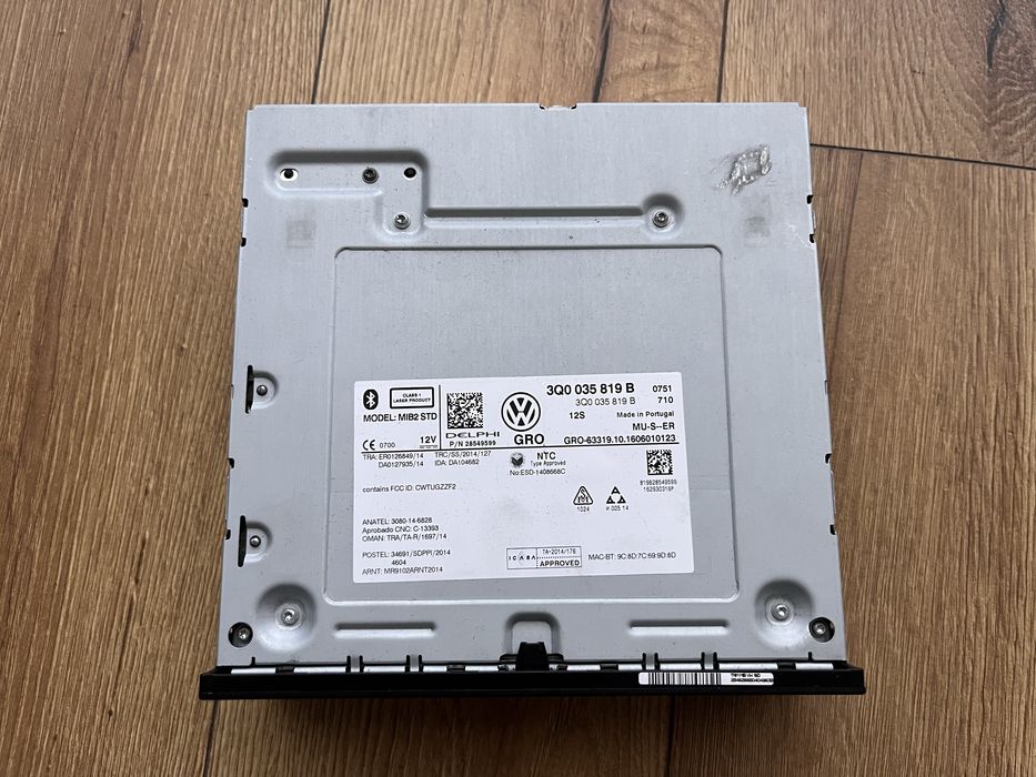 Unitate VW Passat B8 MIB2 + Display 6.5” Original