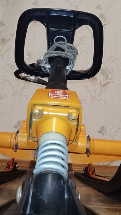 Сани  "Снегокат"