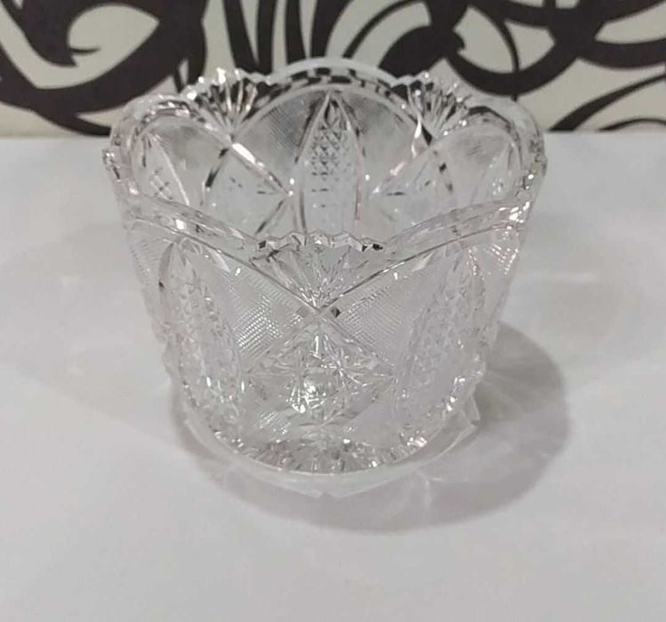 Хрустальная ваза