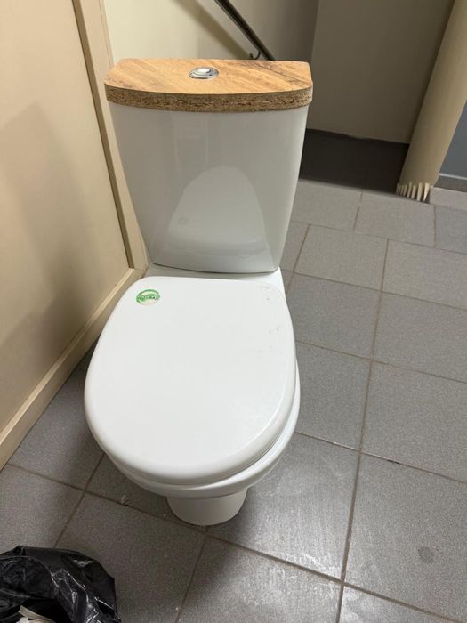 Унитаз бу В хорошем состоянии