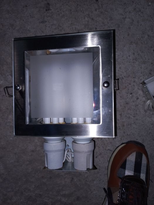 Лампи за окачен таван