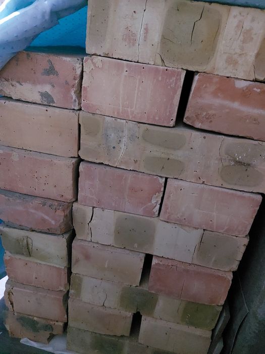 Кирпичи 40 штук красный