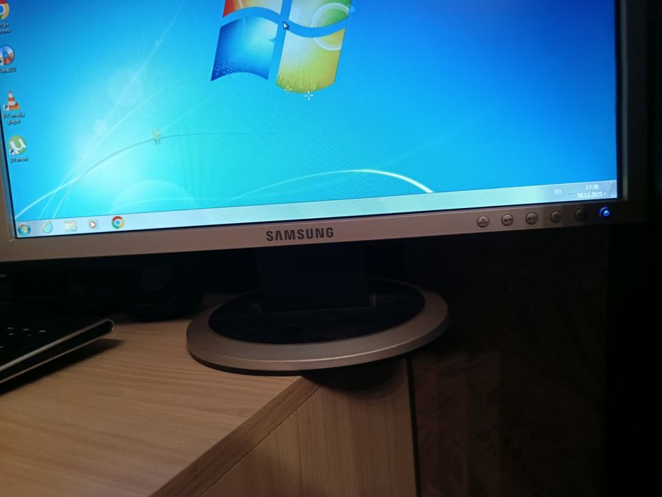 Монитор Samsung 940NW 19"