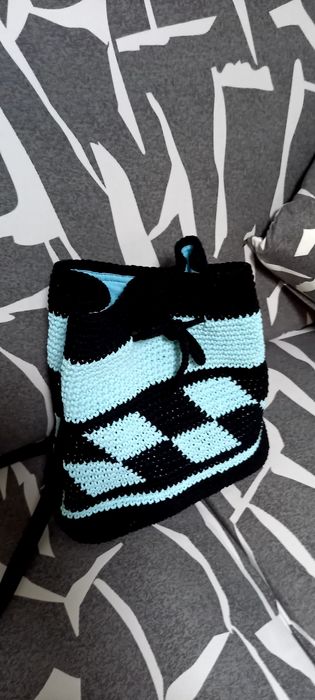 Плетени чанти на една кука