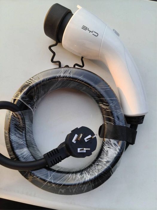 Зарядное устройство BYD (оригинал)