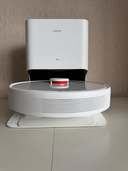 Продам робот пылесос