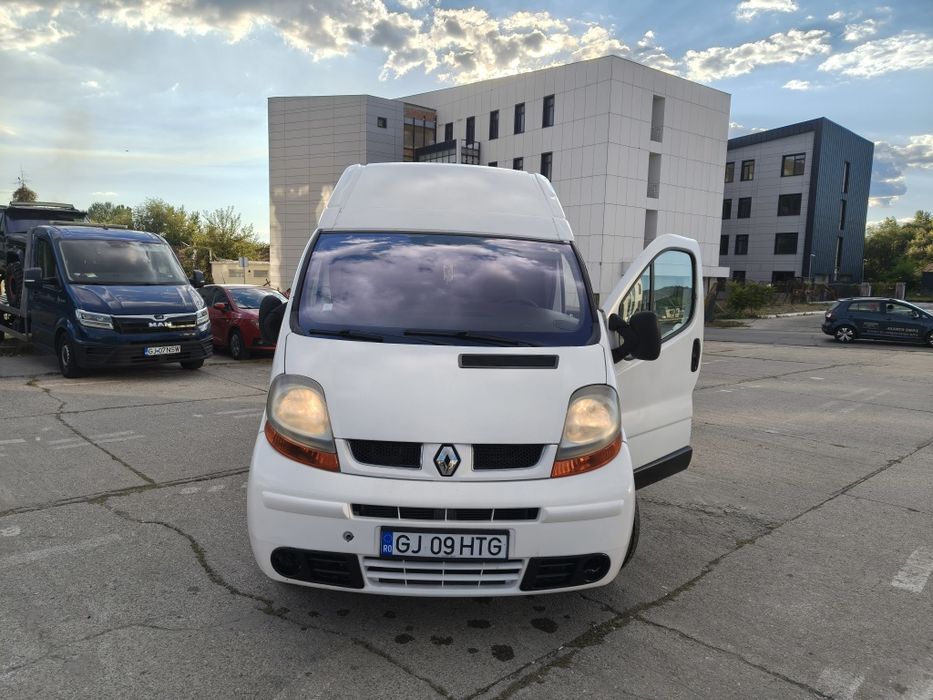Renault Trafic 2.5 dci