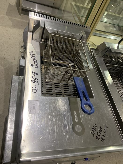 Фритюр настольный б/у в отличном состояние