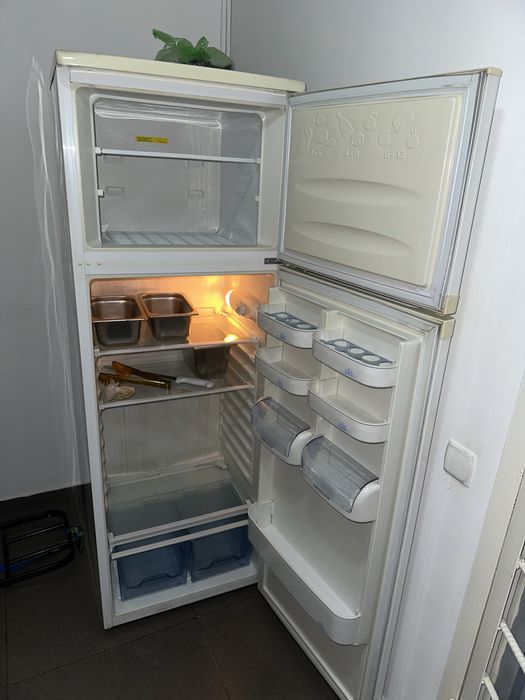 Холодильник BEKO