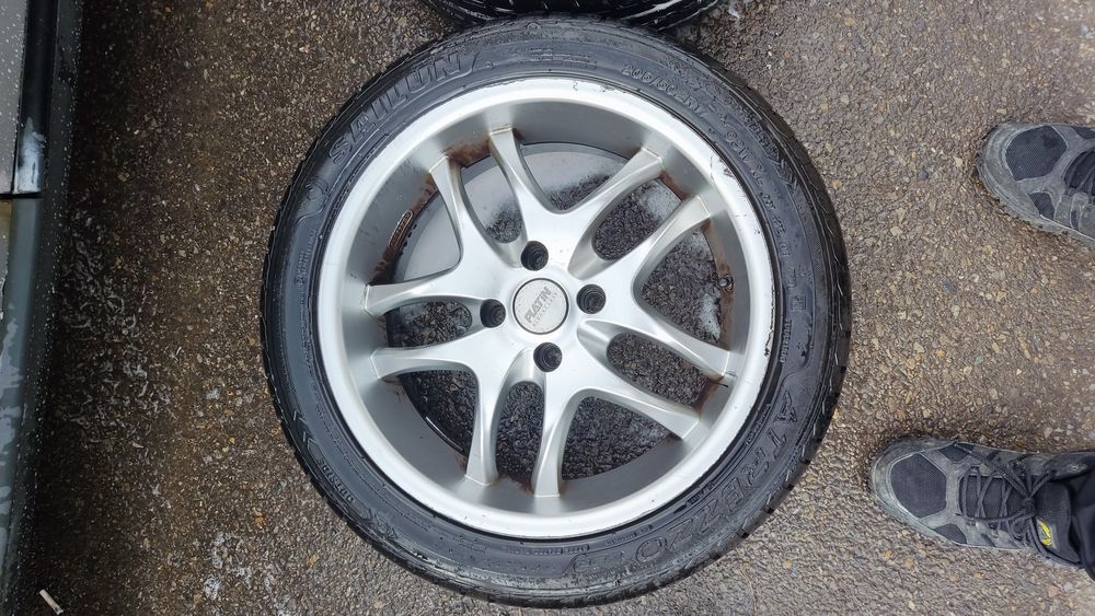 Лети джантите 4*108/17 с почти нови гуми